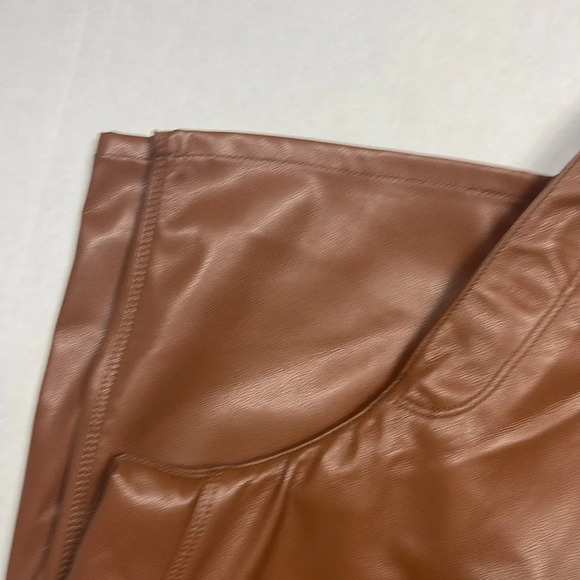 NWT Tommy Jeans Tommy Hilfiger Brown Faux Leather Dickinson Pants  SZ 32 - Picture 7 of 9